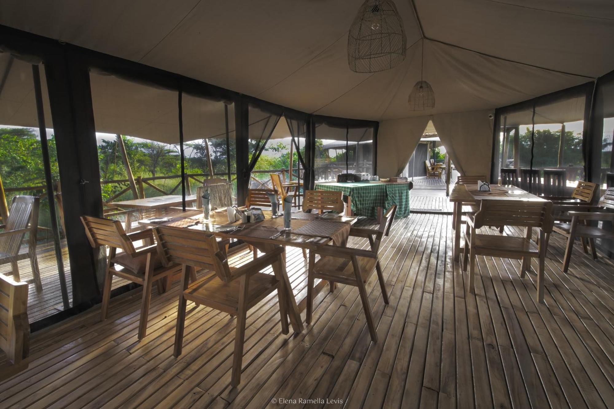 Serengeti Kifaru Tented Lodge Mugumu Exterior photo